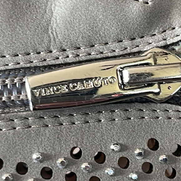 Vince Camuto Oriana Sparkly Perforated Wedge Sandals Size 5 Medium - Picture 10 of 11